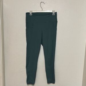 Yogalicious Green High-Waisted Athletic Crop Leggings Modern Workout Athleisure